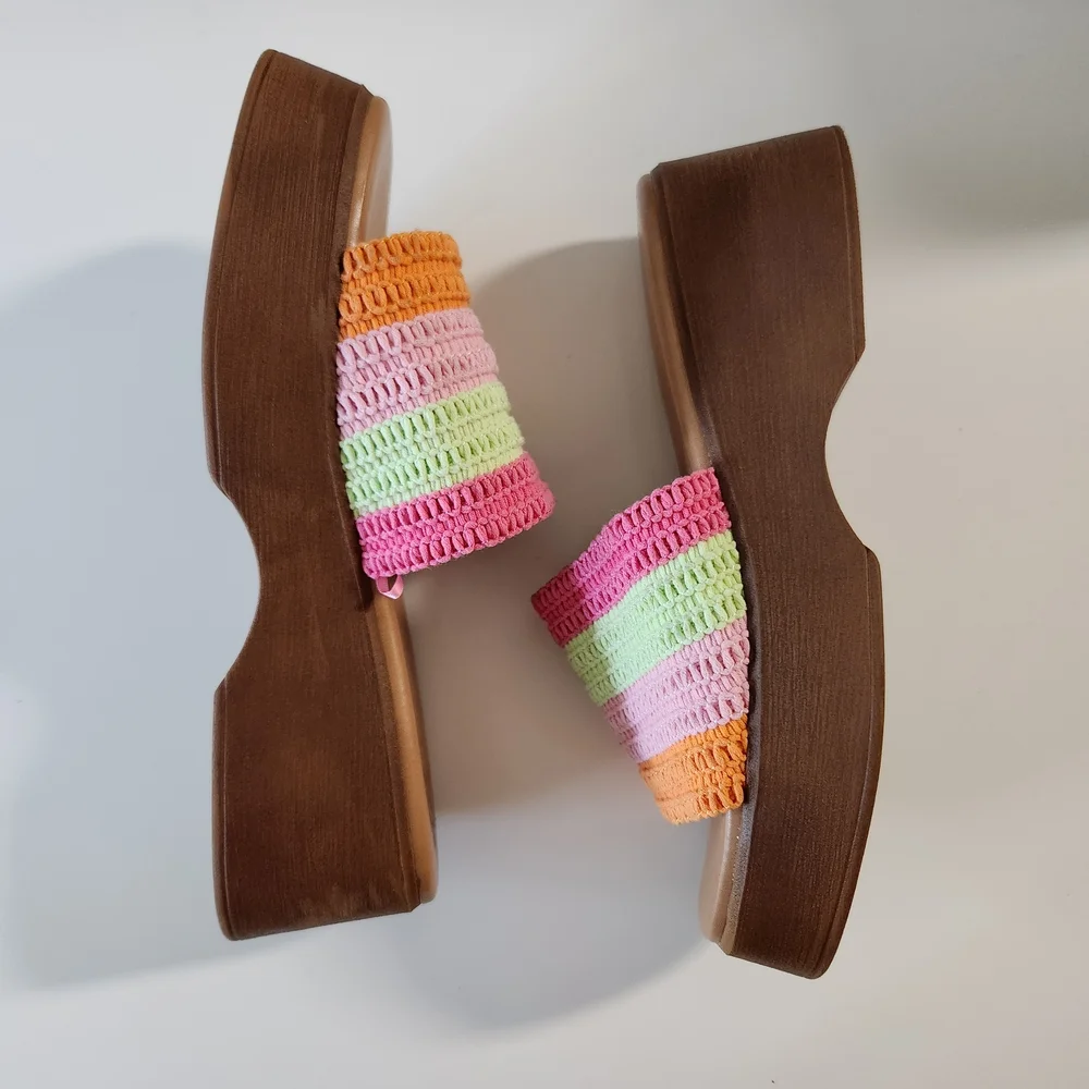 ALDO Women's Multicolor Crochet Platform Sandals - Picture 2 of 3
